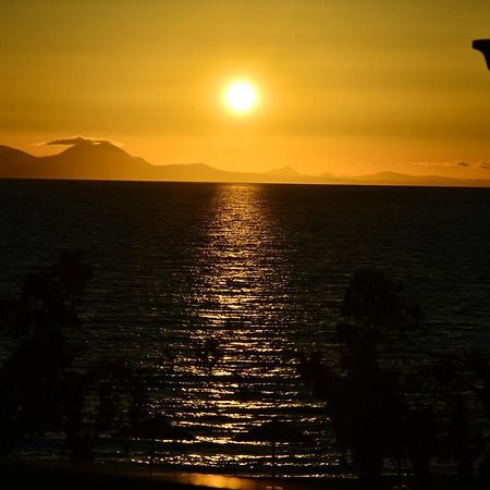 Sea View Luxury Apartment Plataria Buitenkant foto