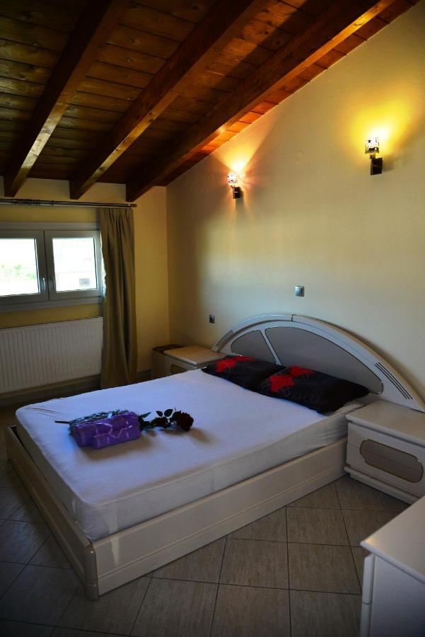 Sea View Luxury Apartment Plataria Buitenkant foto